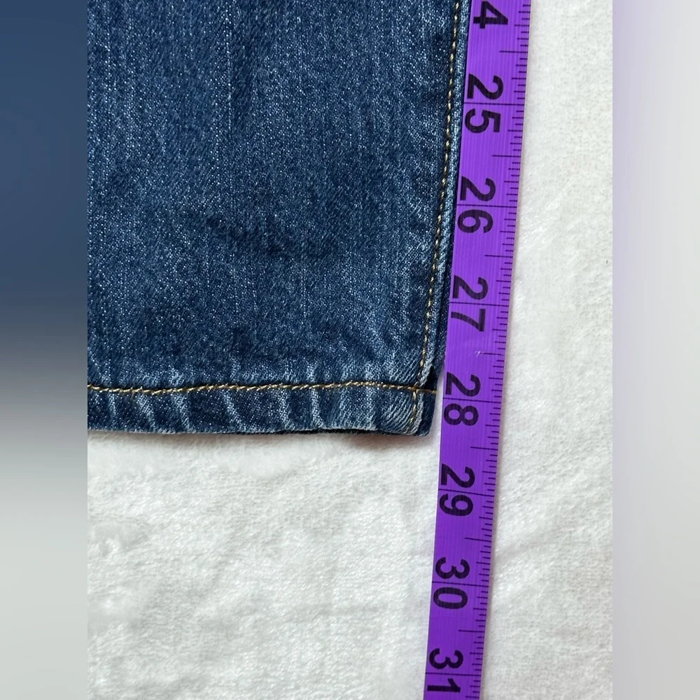Levi’s 501 T tapered fit distressed button fly denim jeans style 40197 size 28